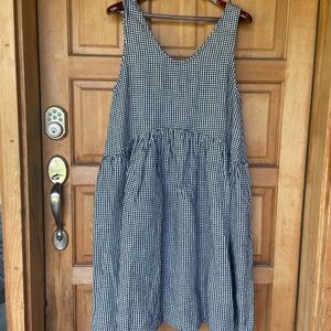 notPERFECTLINEN volume dress in S/M